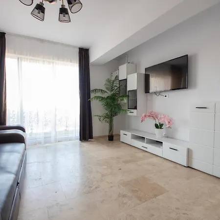 アパート Royal Vibes Apartament ナボダリ