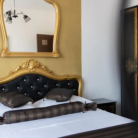 Royal Vibes Apartament アパート *